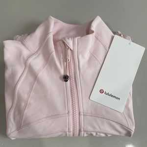 NWT Lululemon Define Luon Jacket Strawberry Milkshake Size 10
